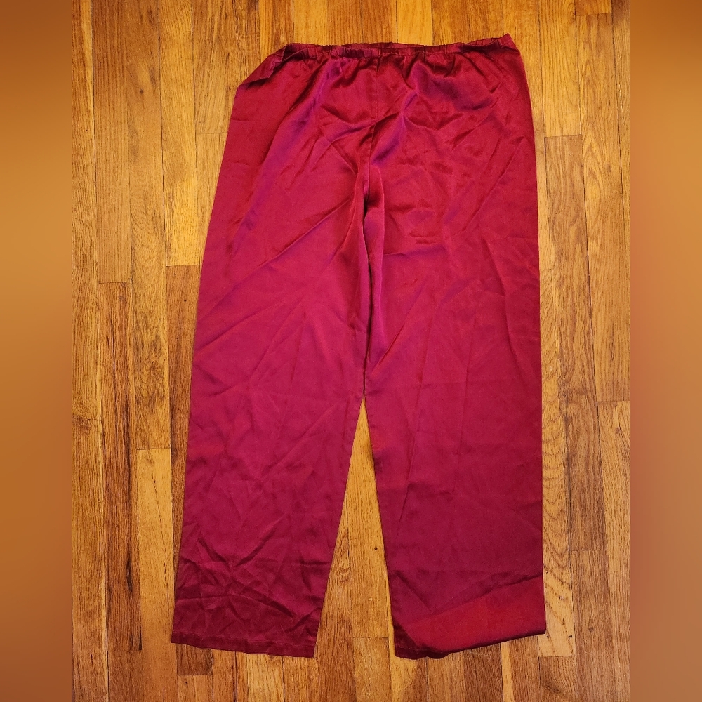 Burgundy Red Satin Long Sleeve Two Piece Pajama Pant Set w/White Trim Size M - Picture 10 of 13